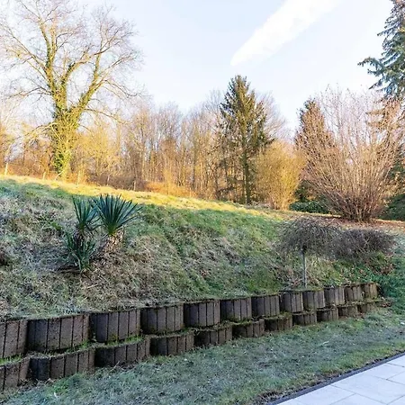 Appartement Spacious With Garden *