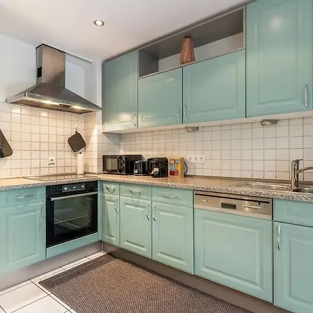 Apartment Spacious With Garden *