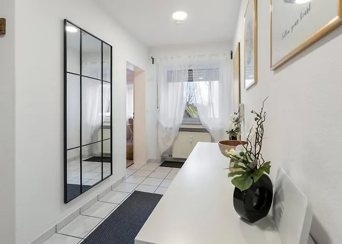 Spacious With Garden *